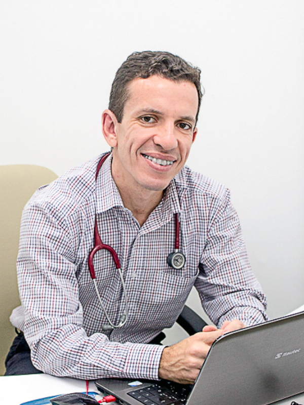 Dr. Sandro Luis Uliano da Silva